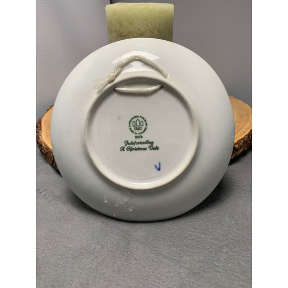 Vintage Bing & Grondahl 1978 "Jule Aften" Collectors Plate - Picture 3 of 5